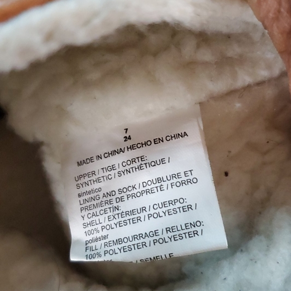 Shoes/Boots - Picture 7 of 7